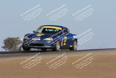 media/Oct-15-2023-CalClub SCCA (Sun) [[64237f672e]]/Group 4/Qualifying/